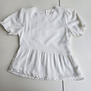 Morrisday The Label Women's Off White Short Sleeve Top Assymetric Ruffle Hem XS